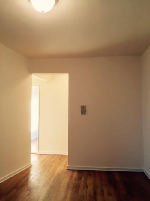 Apartment Woodhaven Blvd  Queens, NY 11374, MLS-RD1074-8