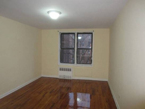 Apartment 34th Avenue  Queens, NY 11372, MLS-RD1080-5