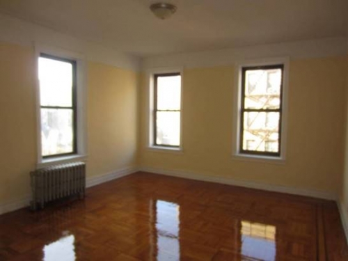 Apartment 44th Street  Queens, NY 11104, MLS-RD1082-2