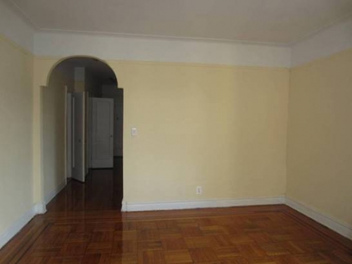 Apartment 44th Street  Queens, NY 11104, MLS-RD1082-3