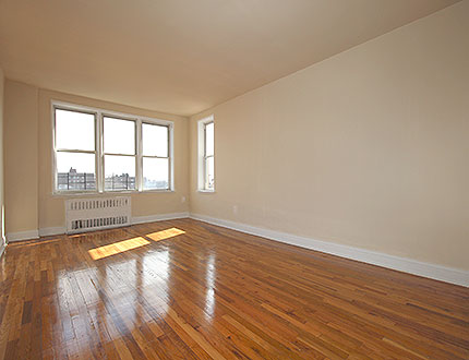 Apartment Baxter Avenue  Queens, NY 11373, MLS-RD1106-4