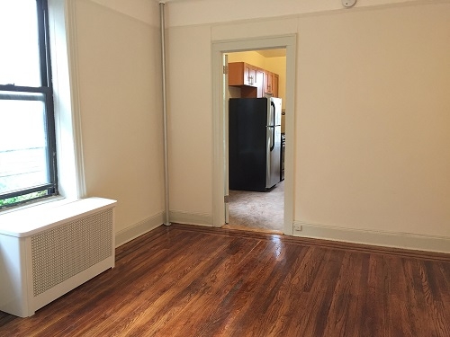 Apartment in Woodside - 65th Street  Queens, NY 11377