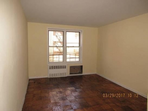Apartment Franklin Ave  Queens, NY 11355, MLS-RD1219-2
