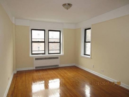 Apartment 34th Ave  Queens, NY 11372, MLS-RD1229-4