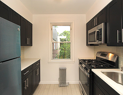 Apartment in Bayside - 172nd Street  Queens, NY 11358