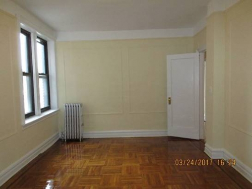 Apartment Forest Parkway  Queens, NY 11421, MLS-RD1315-2