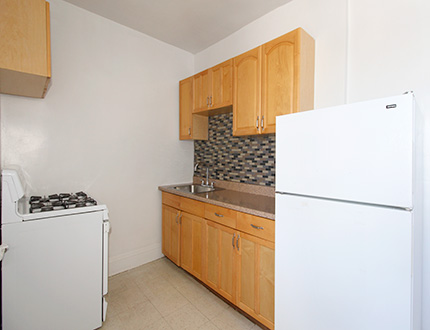 Apartment in Queens Village - 210th Street  Queens, NY 11428