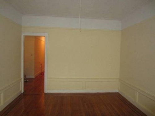 Apartment 147th Street  Queens, NY 11354, MLS-RD1339-4