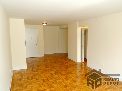 Apartment Ava Place  Queens, NY 11432, MLS-RD1366-9