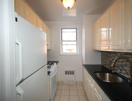 Apartment 35th Avenue  Queens, NY 11354, MLS-RD1413-2