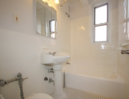 Apartment 35th Avenue  Queens, NY 11354, MLS-RD1413-7