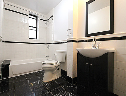 Apartment Metropolitan Avenue  Queens, NY 11415, MLS-RD1432-3