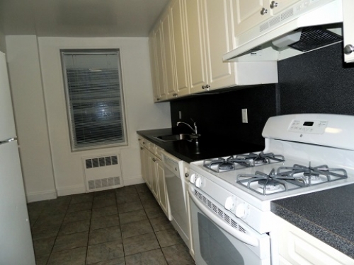 Apartment in Flushing - 150th Street  Queens, NY 11358
