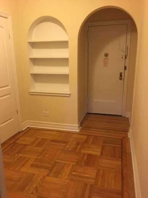 Apartment in Forest Hills - 72nd Avenue  Queens, NY 11375
