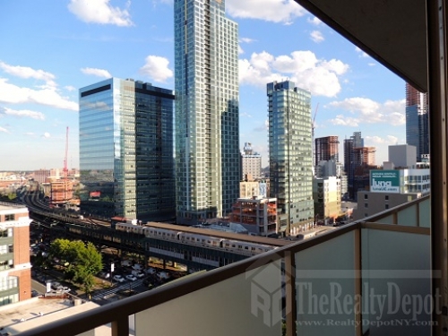 Apartment in Long Island City - Crescent St  Queens, NY 11102