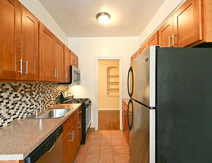 Apartment 118th Street  Queens, NY 11415, MLS-RD963-6